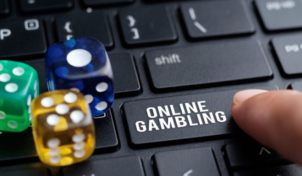  Risks of Online Gambling